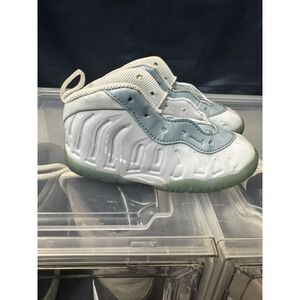 Nike Little Posite One Toddler Basketball Shoes Size 8C Light Blue DM1094-400